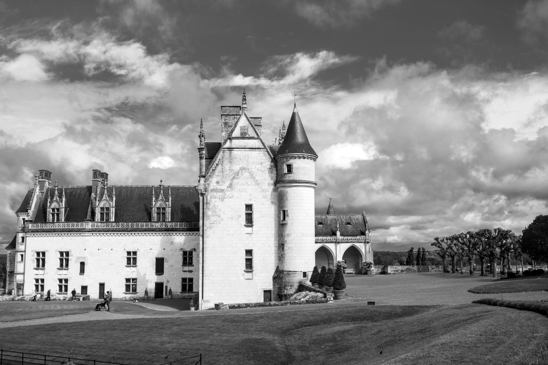 Vivez gratuitement dans un château : le métier de gardien décrypté